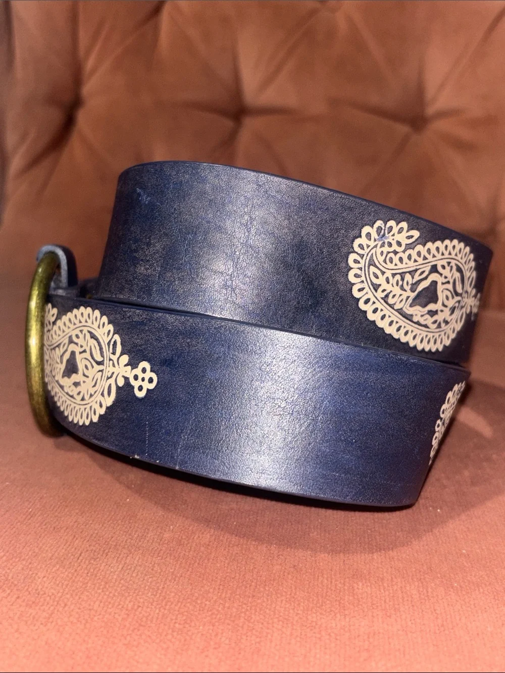 Gap belt blue leather paisley embossed y/k belt brass buckle women’s small